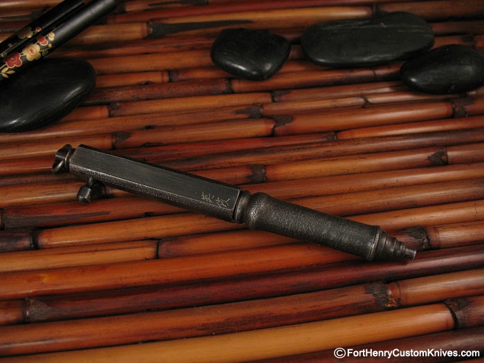 Hidetoshi Nakayama - Medium Bolt Action Pen