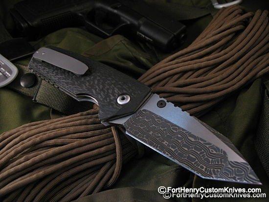 Allen Elishewitz - Carbon Fiber Tank Tanto