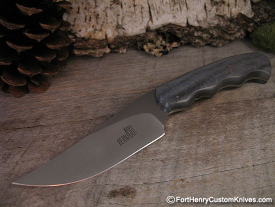 Arno Bernard - Discont Claw / Tapered Tang