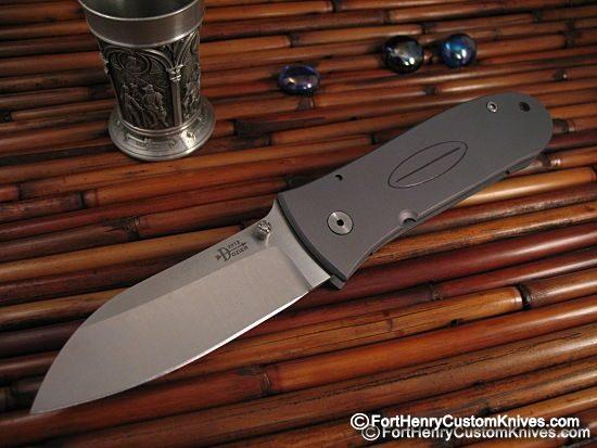 Bob Dozier - NEW DESIGN - Framelock Skinner