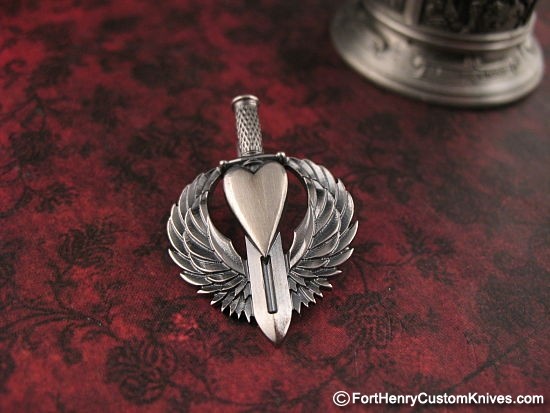 Steel Flame - Mini Amor Vincit Omnia Pendant