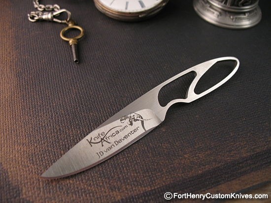 JD van Deventer - Bush Thorn