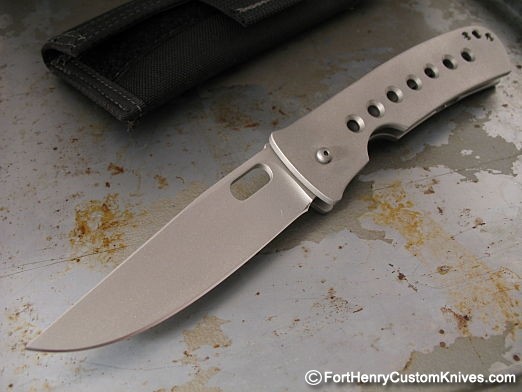 Tom Mayo - Covert Framelock