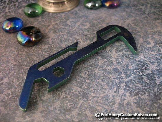 Graham Knives - WrenchIt Tool