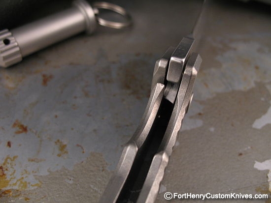 Jon Graham Knives - Mid-Tech Razel SS3 Folder - Image 4