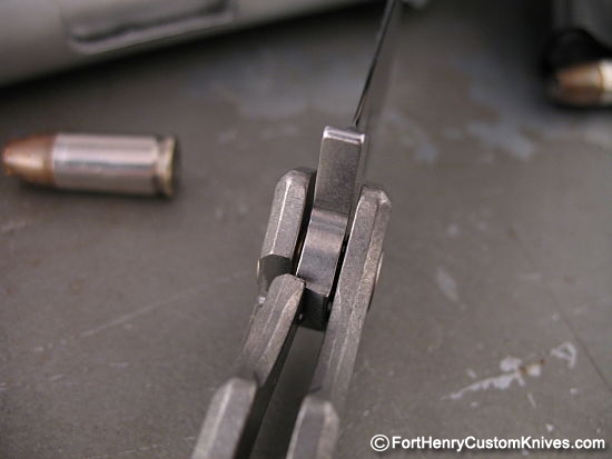 Jon Graham Knives - Mid-Tech Stubby Razelcliff - Image 5