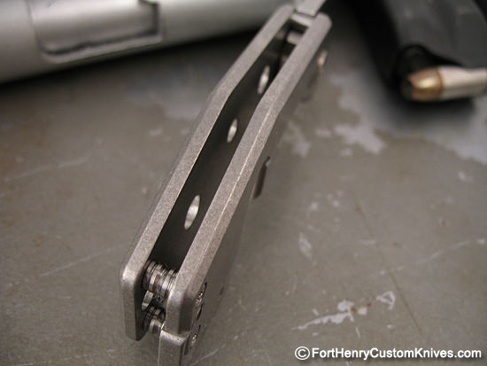 Jon Graham Knives - Mid-Tech Stubby Razelcliff - Image 2