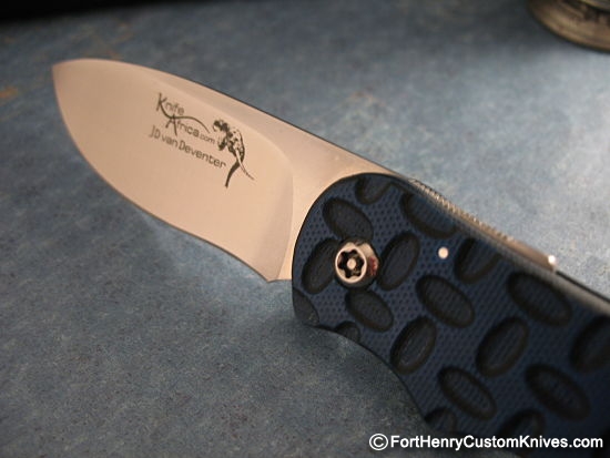 JD van Deventer - Friction Folder - Image 5