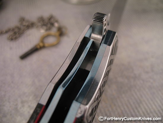 Andre Thorburn - Engraved Gentleman's Flipper - Image 4