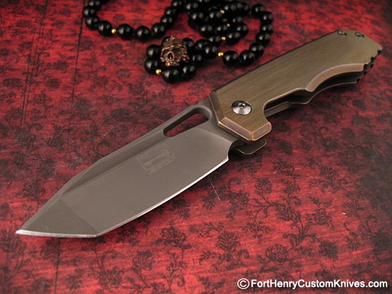 Ramon Chaves - Customized Megalodon 325