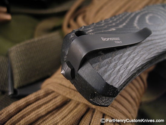 LION Steel - TM1 Integral - Lockback - Image 4