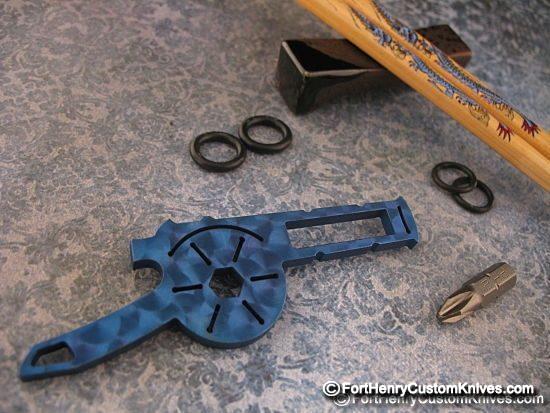 Fort Henry Custom Knives - Cannon