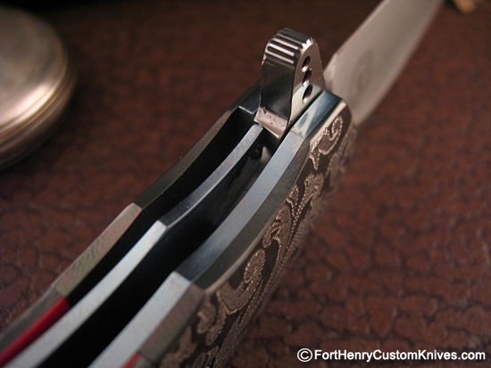 Andre Thorburn - Large Engraved Gentleman's Flipper - Image 6