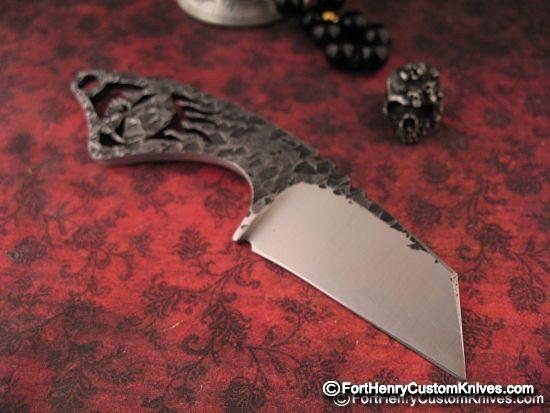 Black Dragon Forge - V3 Skull Neck Knife - Image 5