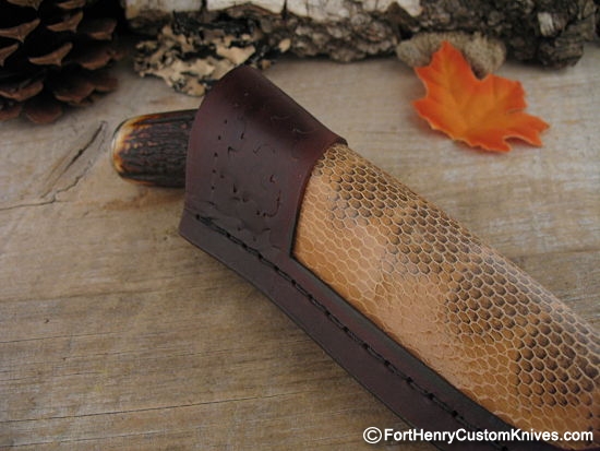 Herb Derr - Amber Stag / Twist Damascus Hunter - Image 6