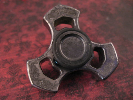 Steel Flame - 3D Dragon Tri Spinner - Image 3