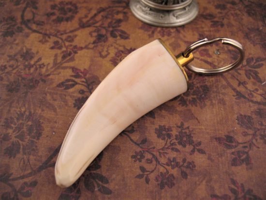Arno Bernard - Warthog Tusk Key Chain - Image 2