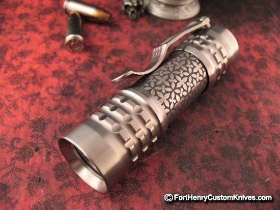 Ti2Design / Mike Bond - Custom Titanium Pele Light