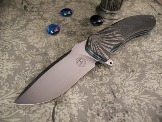 Andre Thorburn - Engraved Gentleman's Flipper