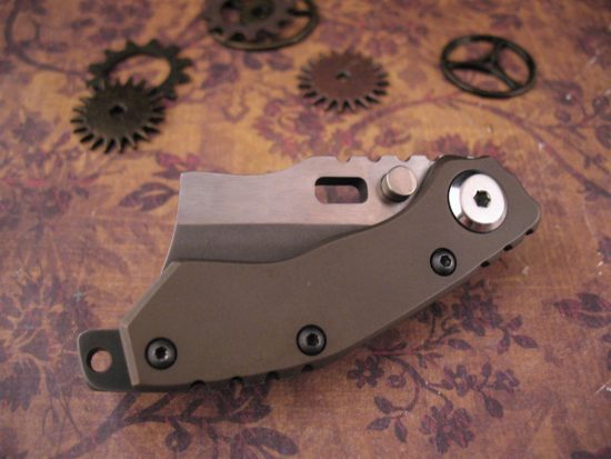 Trouble Blades - Littlest Debt Colletor - Bronze - Image 2