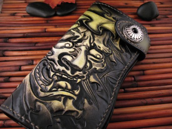 Vardi - Large Custom Leather Wallet - Hidden Knife