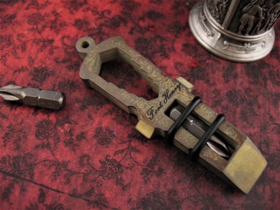 Dragon Cut - Fort Henry Exclusive - Strike Plate Cannon Pry / Pocket Tool