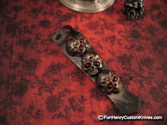 Steel Flame - Three Vigilant Warriors - Red Eyes - Flashlight Clip