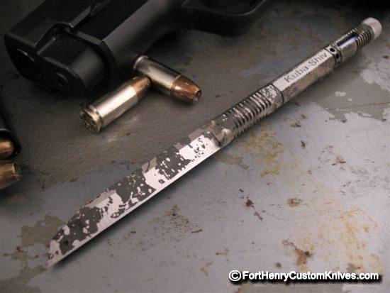 Thompson Knife & Tool - Kuba S - Glow in the Dark