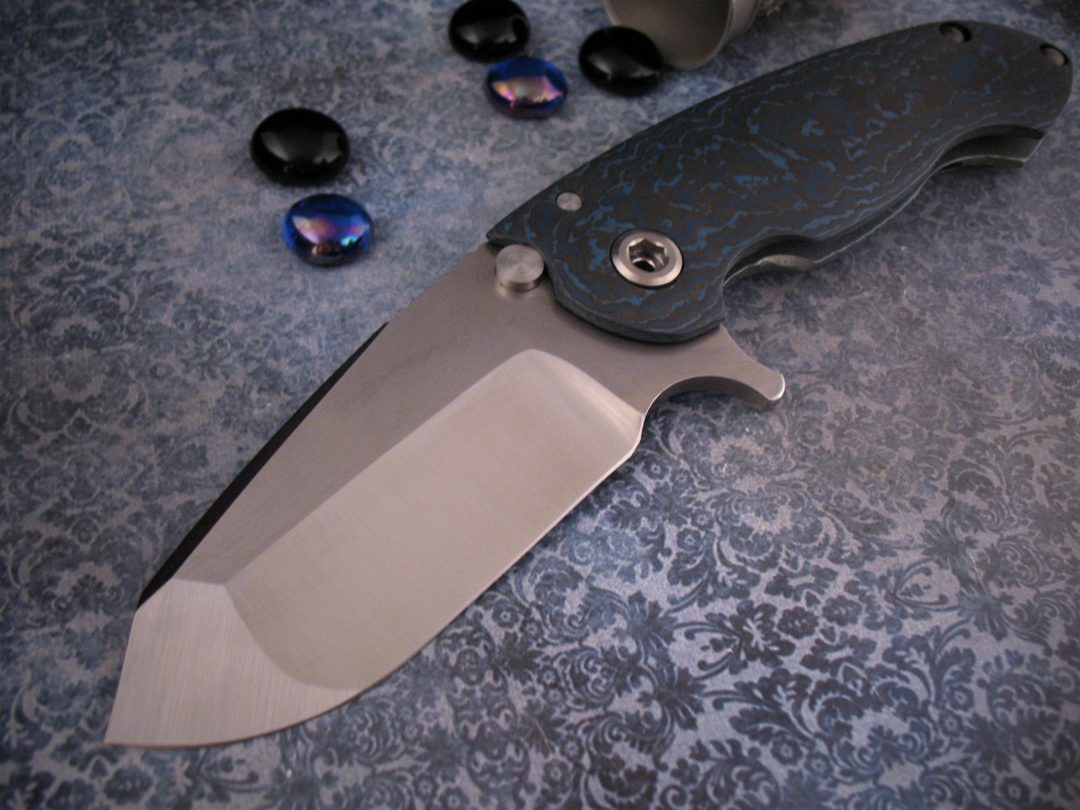 DireWare - V-5 Solo Flipper - Carbon Fiber - Hammered Titanium