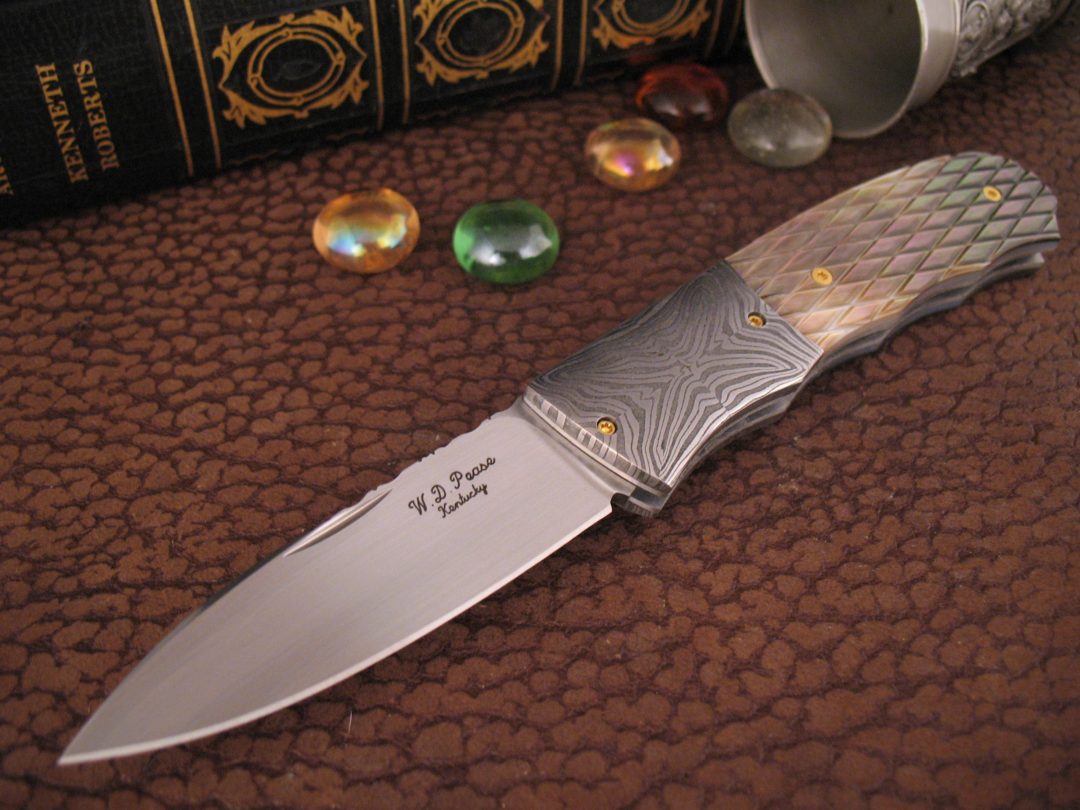 WD Pease - Black Lip Pearl - Gentlemans Lockback