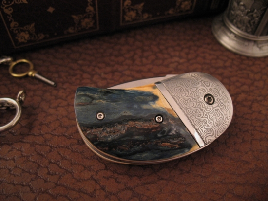 Philip Booth - Minnow - Hidden Scale Release Automatic - Image 2