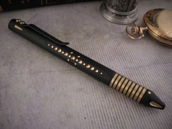 Brian Fellhoelter/Cptn Axel - Black & Gold Ti-Bolt - Image 6
