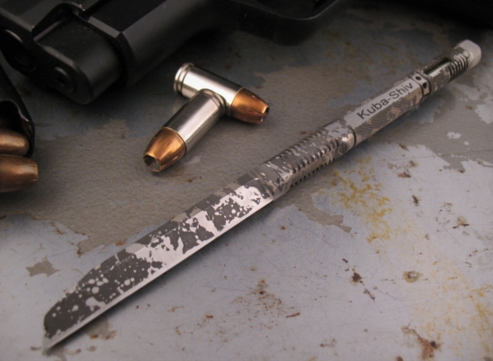 Thompson Knife & Tool - Kuba S - Glow in the Dark