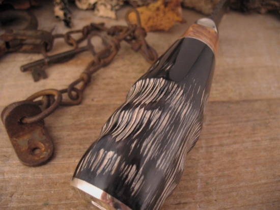 Herb Derr - XL Bullnose Skinner - Waterbuck Horn - Image 4