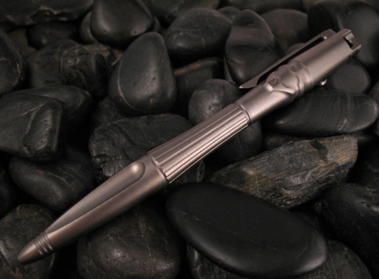 Rike Knife - Alien 4 - Knife & Pen Set - Damasteel - Discon - Image 11