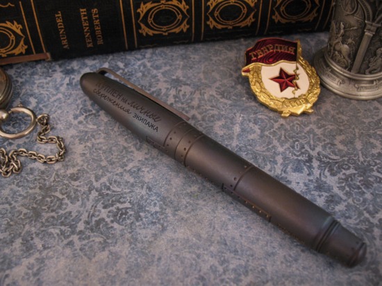 Dmitry Streltsov - Custom Pen -  WW2 Flying Ace - Titanium