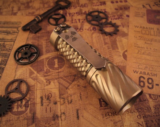 Hanko Machine Works - Stonewashed Brass Tesseract Twist Trident