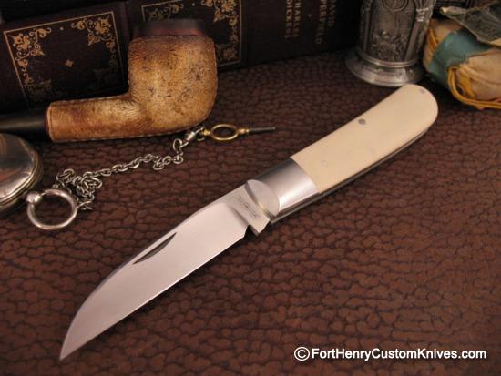 Radoslaw Sawicki - Bose Swayback Slip Joint  - Richlite Handle