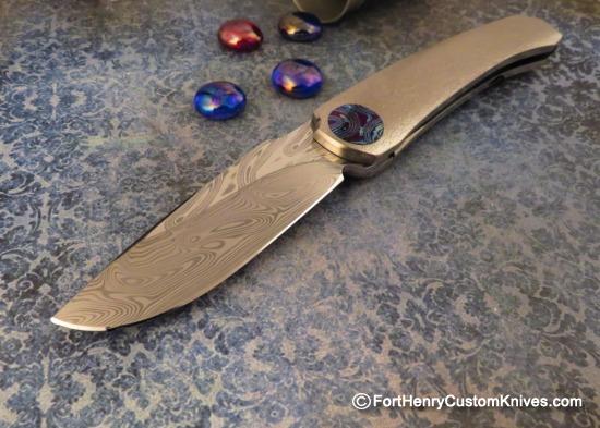 Anton van der Westhuizen - Textured Ti Boudicca Front Flipper - Damasteel