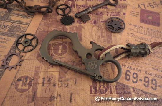 Koch Tools - Ti Klasp Carabiner - Titanium