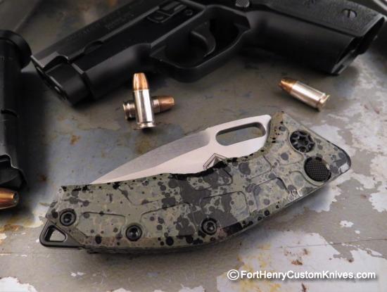 Heretic Knives - Martyr Auto - RE Predator Skin Camo - Image 2