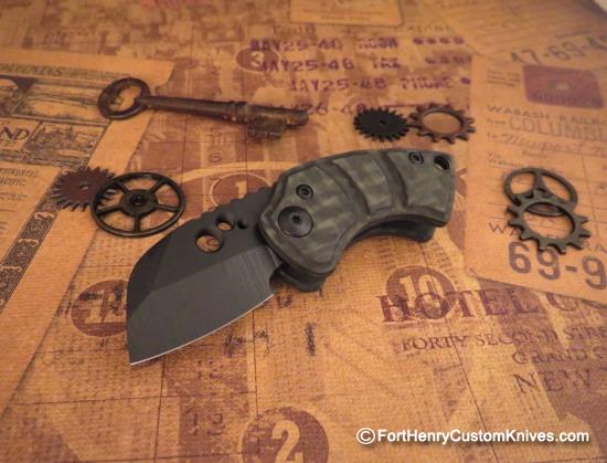 Koch Tools - Gnat Friction Folder - Glow In The Dark Carbon Fiber