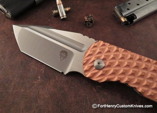 alphahunter apocalypse blade