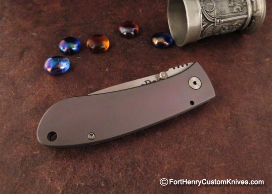 dozier folding hunter closed