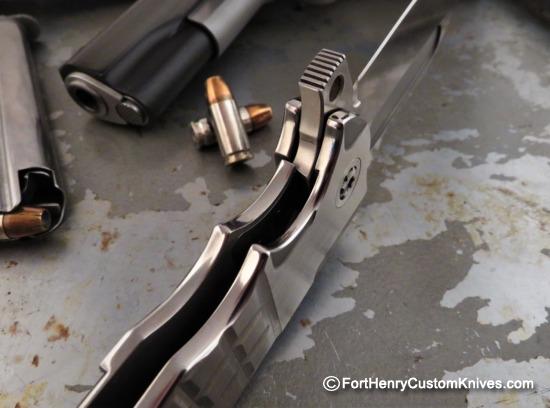 Andre de Villiers - Badlands Bowie - Frag Scales - Image 6