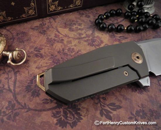 Alexander Cheburkov - Custom Bulldog - M390 - Image 6