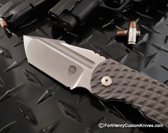 Alpha Hunter - Custom Limited Edition - Blasted Gladiator Apocalypse - Image 4