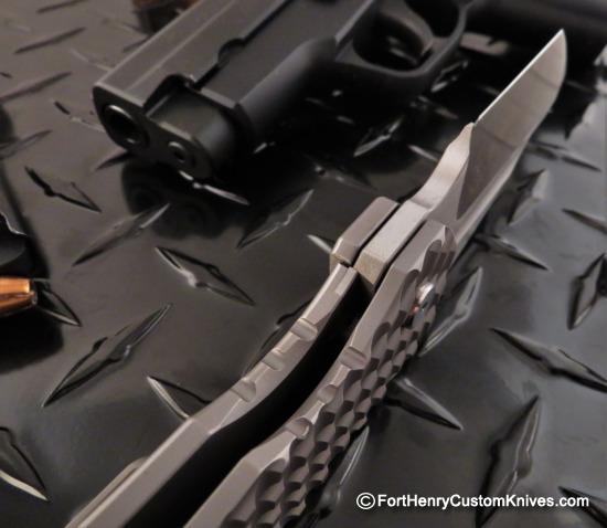 Alpha Hunter - Custom Limited Edition - Blasted Gladiator Apocalypse - Image 6