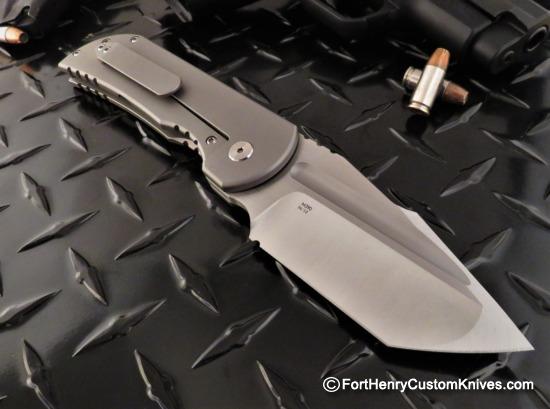 Alpha Hunter - Custom Limited Edition - Blasted Gladiator Apocalypse - Image 7