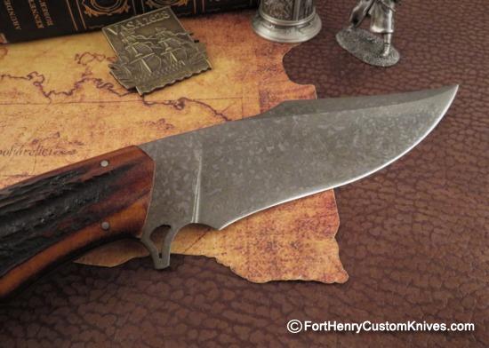 Claudio & Ariel Sobral / CAS Knives - Amber Stag - "Mustang" Fighter - Image 5